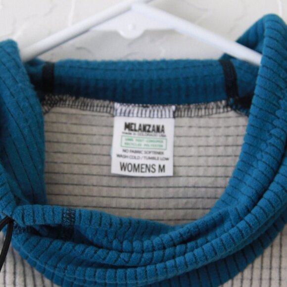 BRAND NEW Melanzana Micro Grid Hoodie V2 "Fog & Marine" Women's Medium - Picture 2 of 4